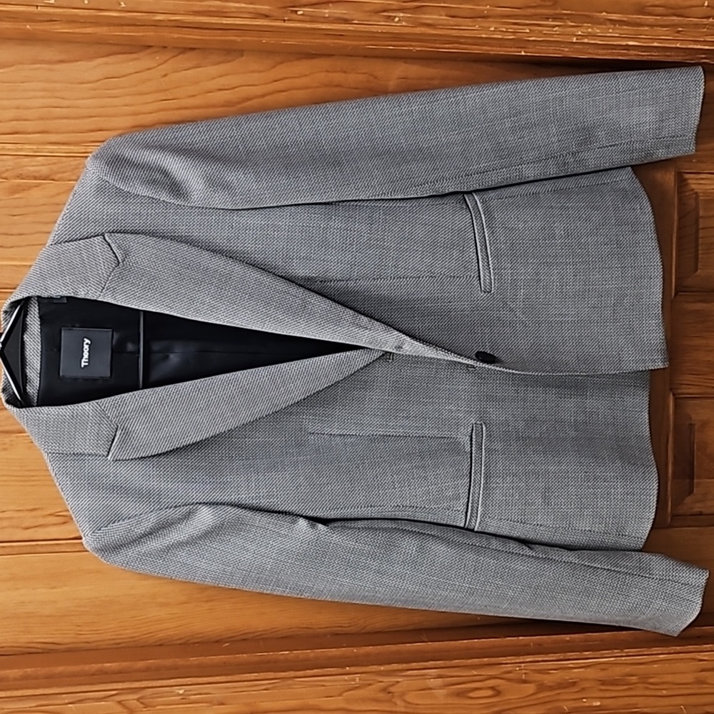 Theory Blazer in Gray